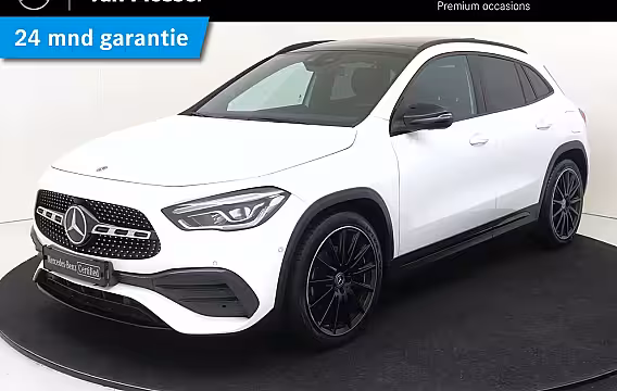 Mercedes-Benz GLA-Klasse 200 AMG Line Nightpakket/ Panoramadak / 20 inch/ CarPlay/