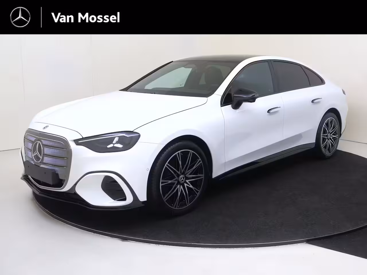 Mercedes-Benz C-klasse 400 4MATIC Launch Edition 94 kWh Dakverlichting - Rijassistentiepakket Plus - Nightpakket