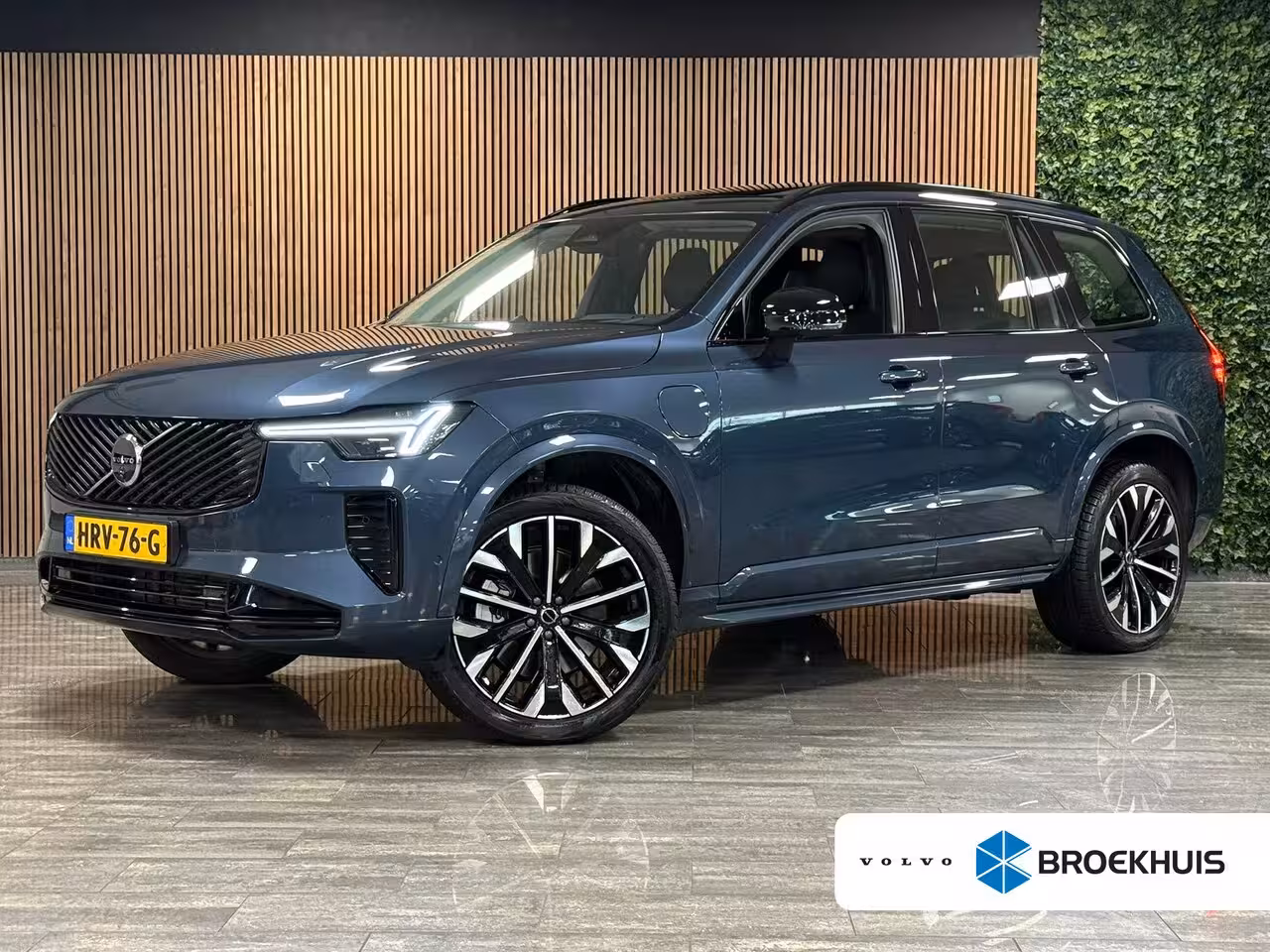 Volvo XC90 T8 AWD Recharge Ultra Dark | Full Option | Bowers & Wilkins | Luchtvering | Stoelventilati