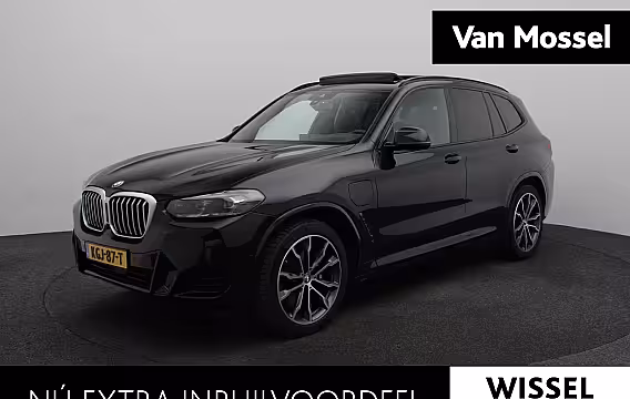 BMW X3 xDrive30e High Executive Automaat | M-Sport plus Pack |Heads up display | All Season Bande