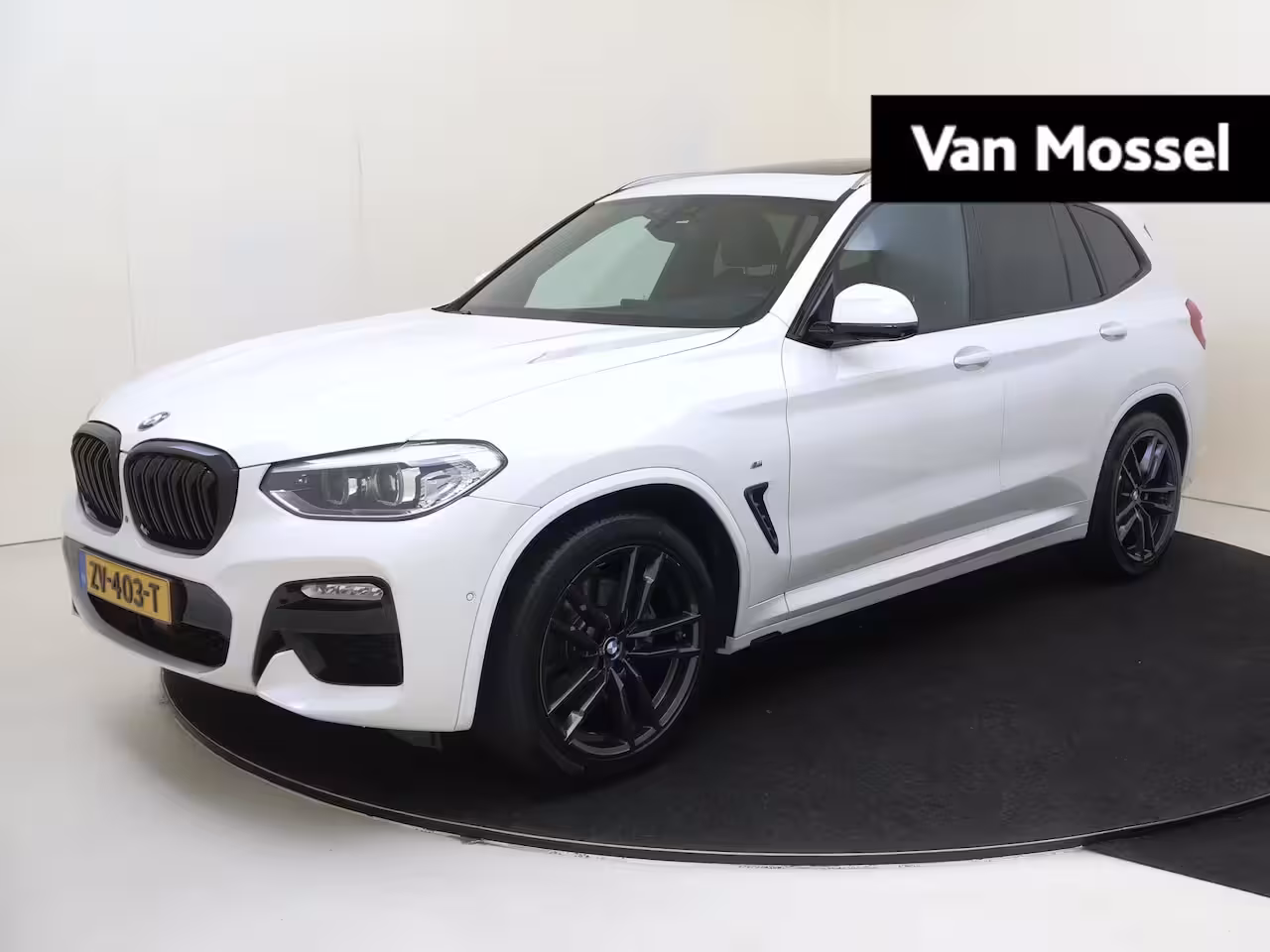 BMW X3 xDrive30i High Executive | Stoel & Stuurverwarming | 360 Graden Camera | Lederen Bekleding