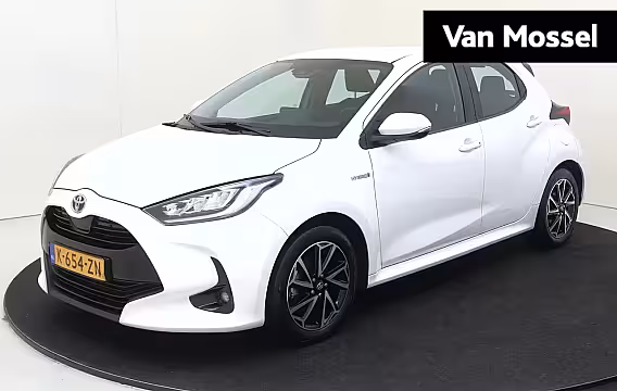 Toyota Yaris 1.5 Hybrid Dynamic 116PK | Navigatie | Lichtmetalen Velgen | Achteruitrijcamera | Climate