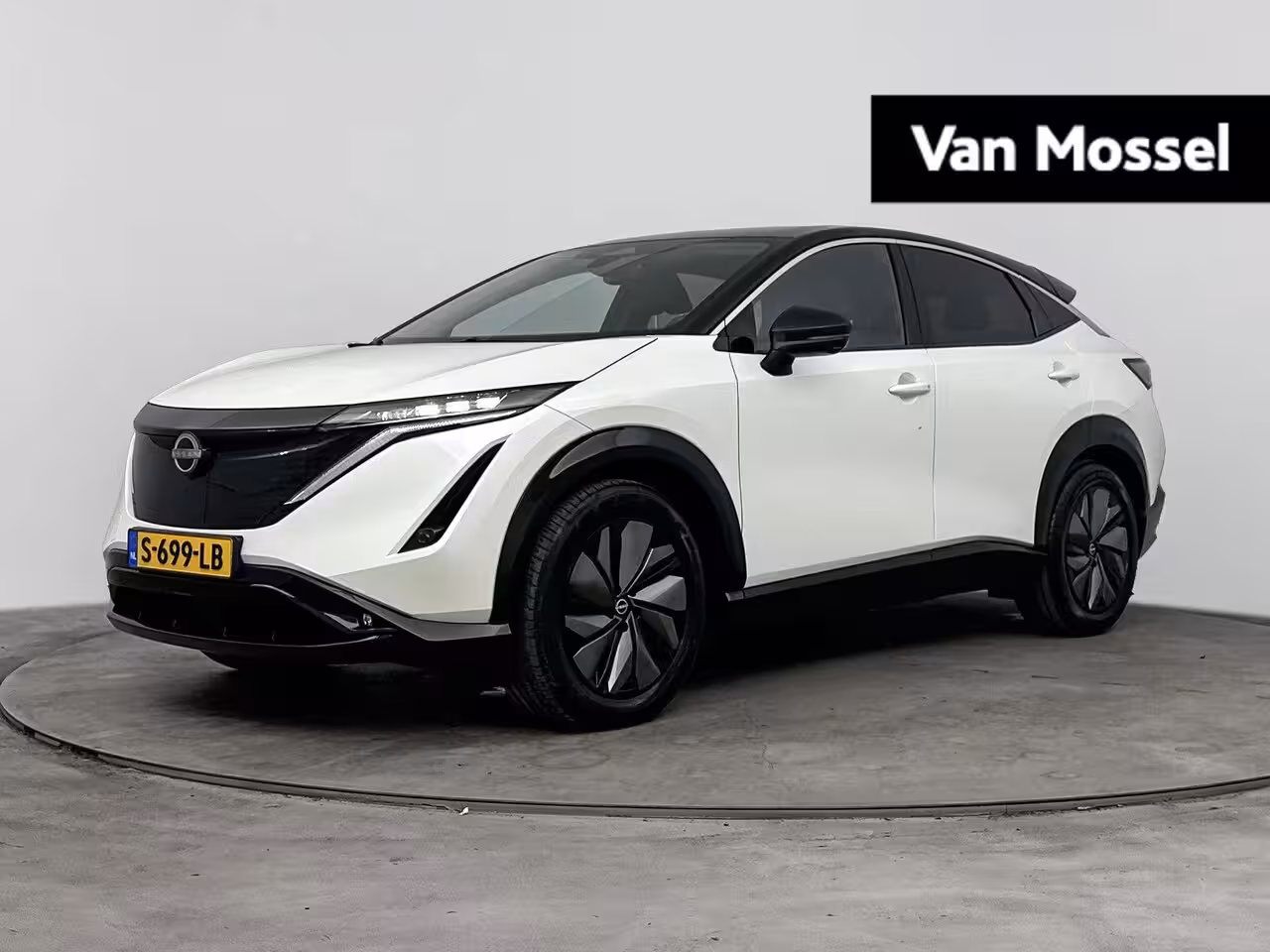 Nissan Ariya Advance 66 kWh 218PK | Navigatie | Adaptieve Cruise Control met Stuurhulp | Stoelverwarmin