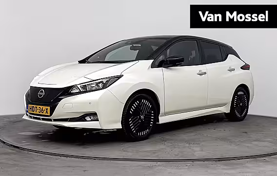 Nissan LEAF N-Connecta 40 kWh 150PK | Navigatie | 360 Graden Camera | Adaptieve Cruise Control | Stoel