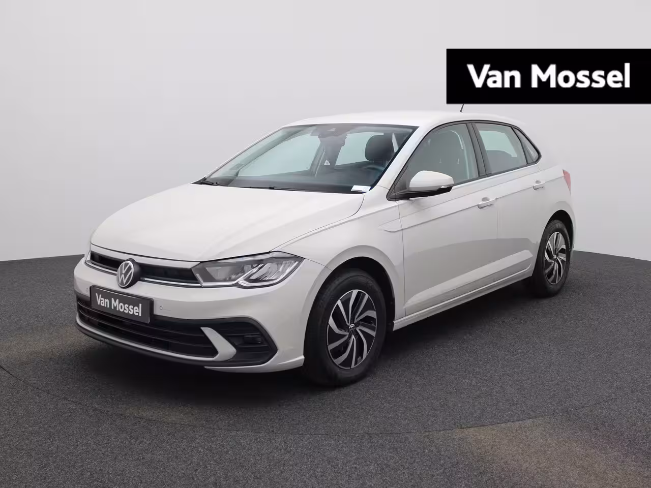 Volkswagen Polo 1.0 TSI Life Edition 95pk Demo | Parkeersensoren Achter | Achteruirijcamera | Privacy Glas