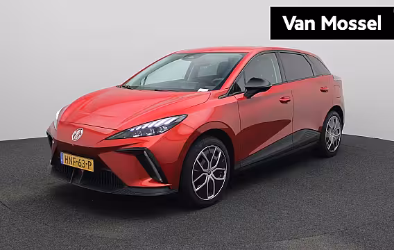 MG MG4 Long Range Luxury 64 kWh 7 jaar fabrieksgarantie | Leder | Camera | CarPlay | Adaptive Cru