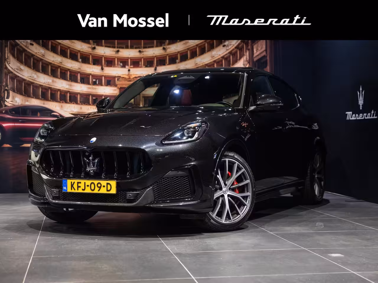 Maserati Grecale 3.0 V6 Trofeo | AWD | Carbon Exterior Pack | Panoramisch Schuif/Kantel Dak | 21'' Velgen |