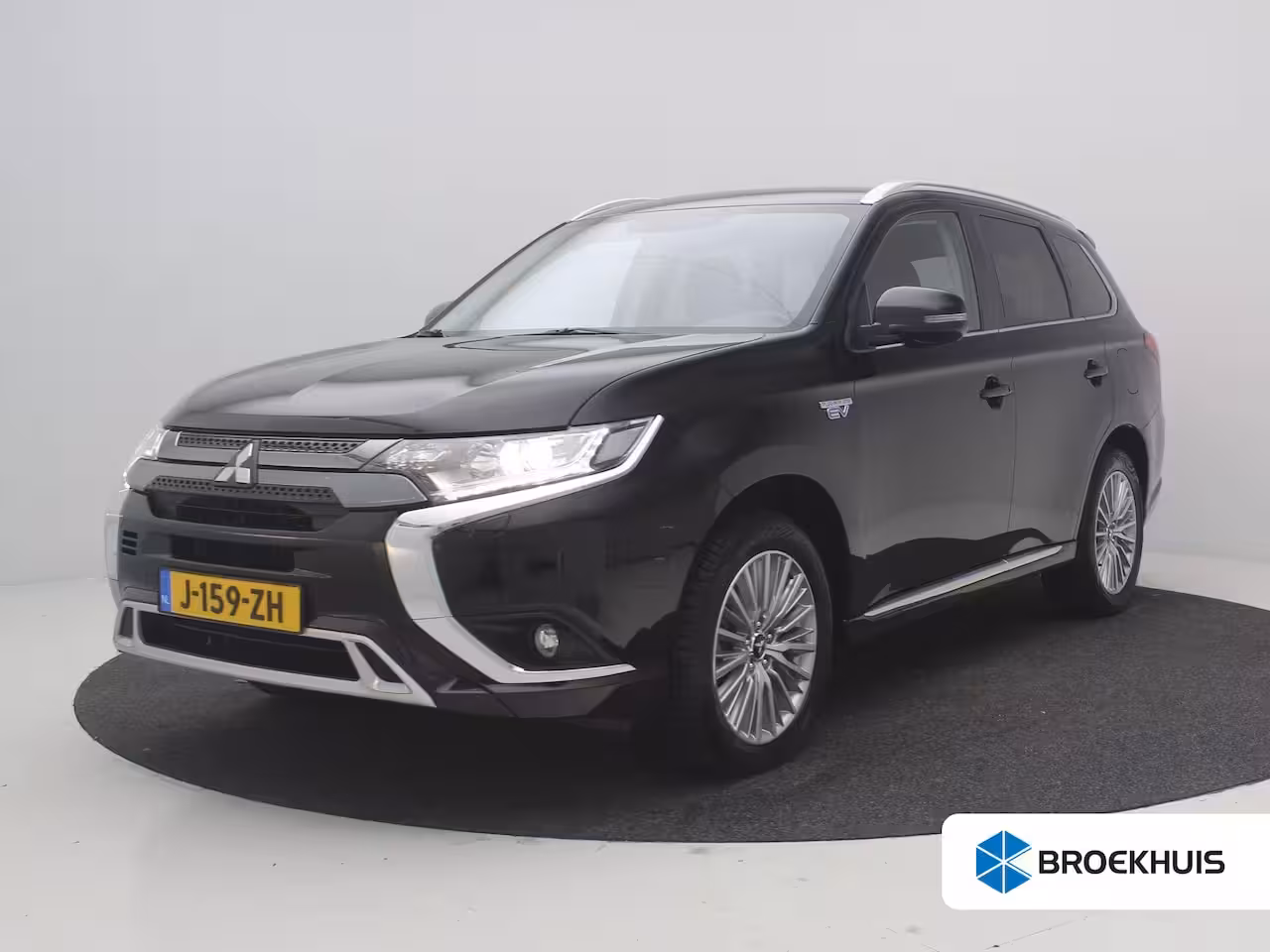 Mitsubishi Outlander 2.4 PHEV Pure / Stoelverwarming / Navigatie via Android Auto/Apple Carplay / Cruise Contro