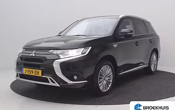 Mitsubishi Outlander 2.4 PHEV Pure / Stoelverwarming / Navigatie via Android Auto/Apple Carplay / Cruise Contro