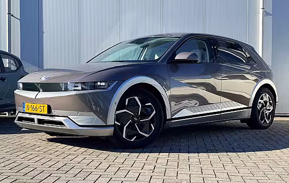 Hyundai IONIQ 5 Lounge 73kWh / Verwacht / Nette Auto / Uniek Interieur /