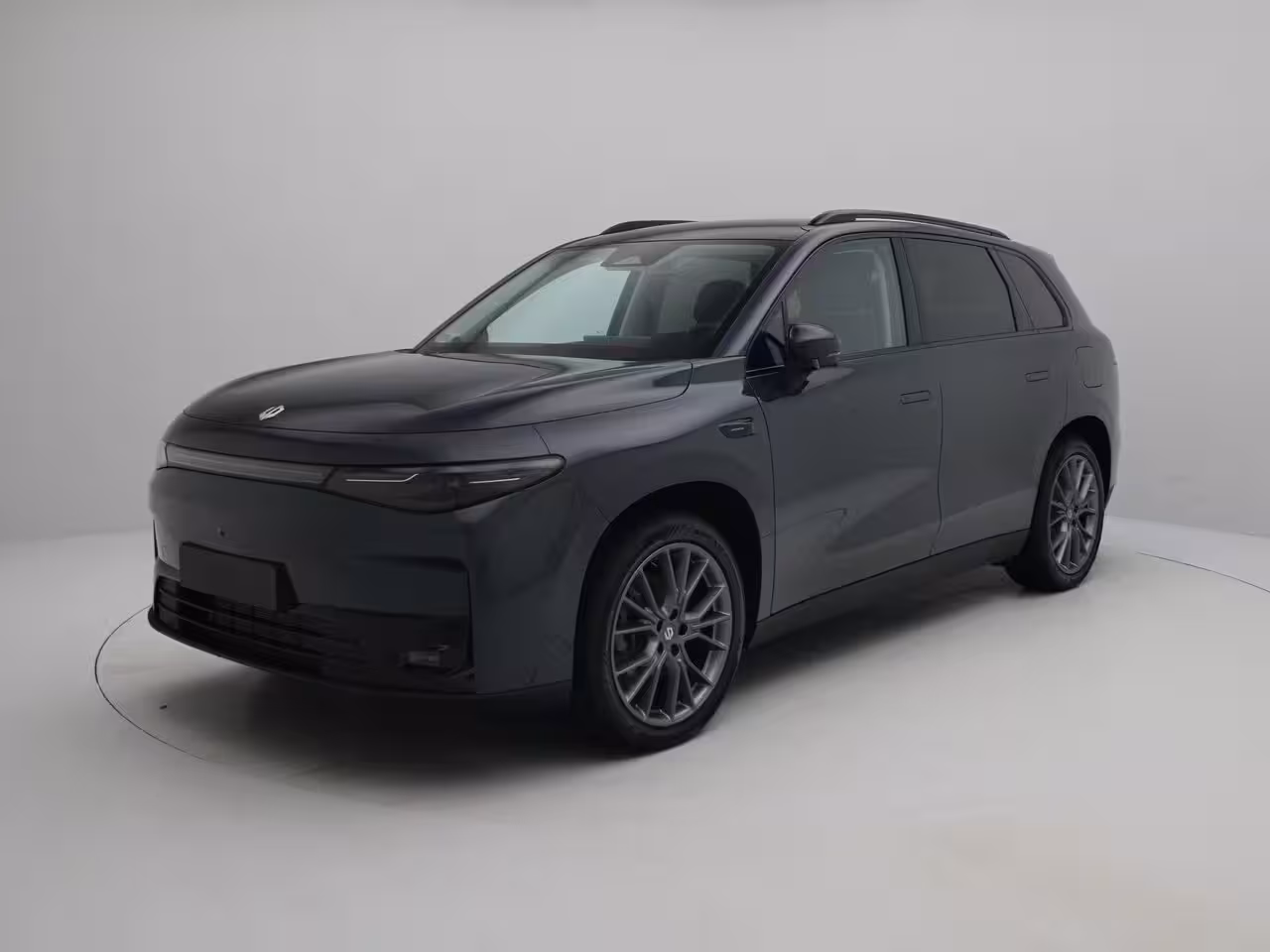 Leapmotor C10 Design REEV 28.4 kWh | VOORRAAD VOORDEEL | VAN € 42.350, - VOOR € 38.850,