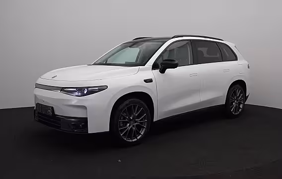 Leapmotor C10 Design 69.9 kWh | DEMO SALE | 1-FASE | COMPLEET UITGEVOERD |