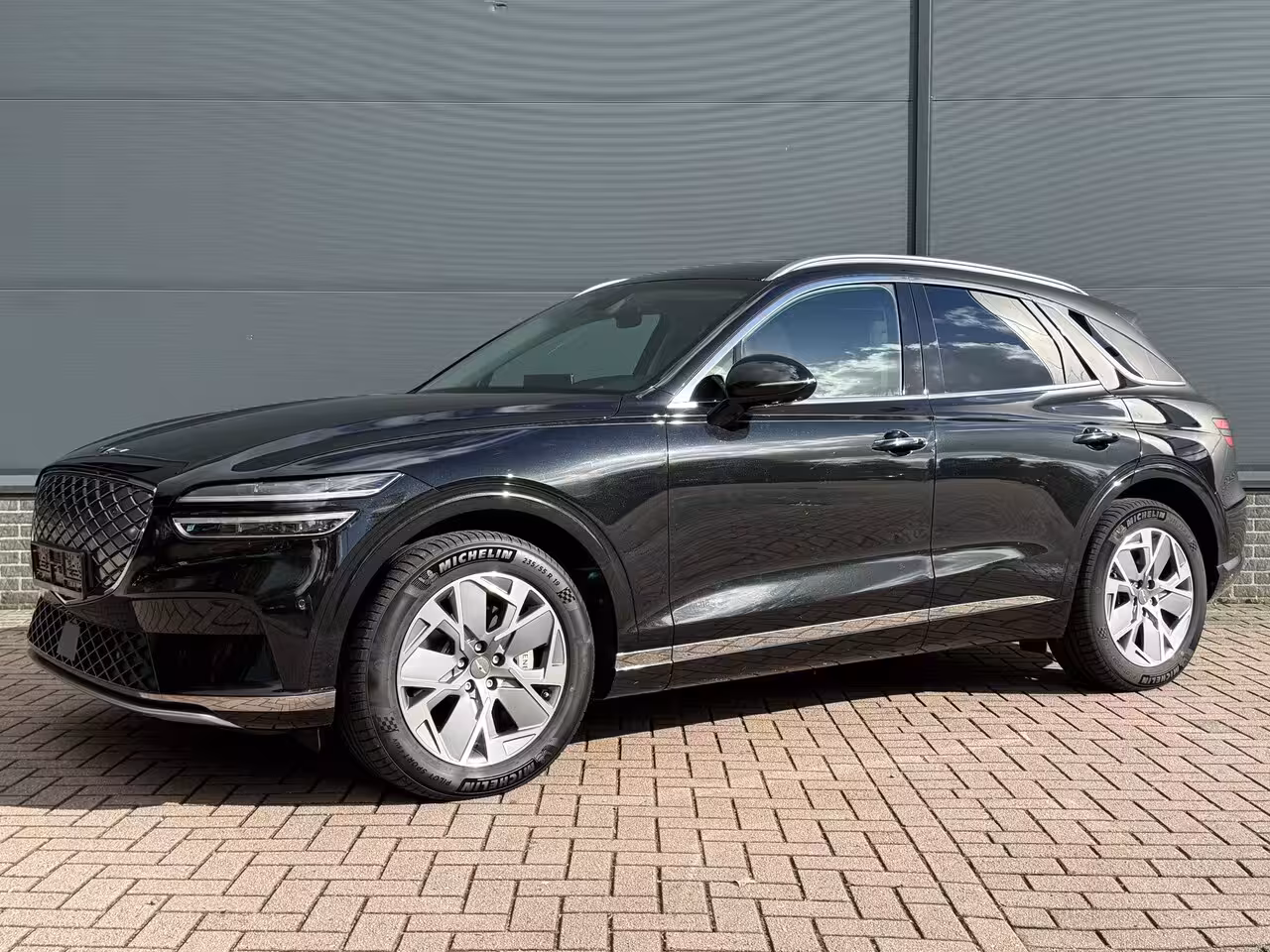 Genesis GV70 Sport 4WD / 490 PK / 4WD vierwielaandrijving / Sport uitvoering / 21 inch lichtmetalen vel