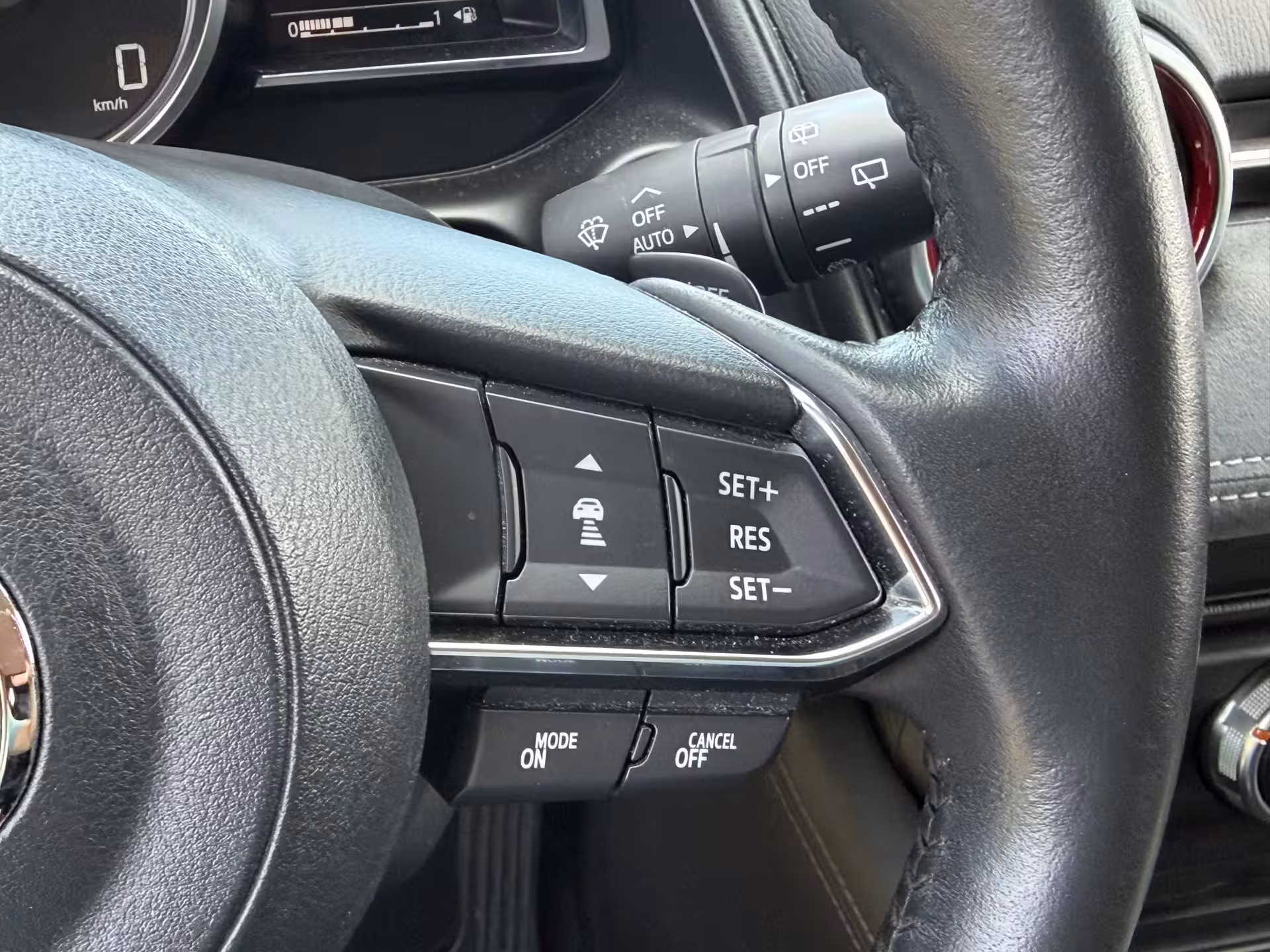 Mazda CX-3 2.0 SkyActiv-G 120 Aut GT-M Leder HUD Bose