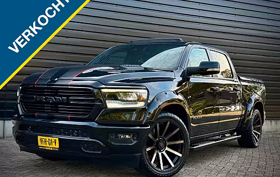 Dodge Ram 1500 5.7 V8 4x4 SPORT NIGHT