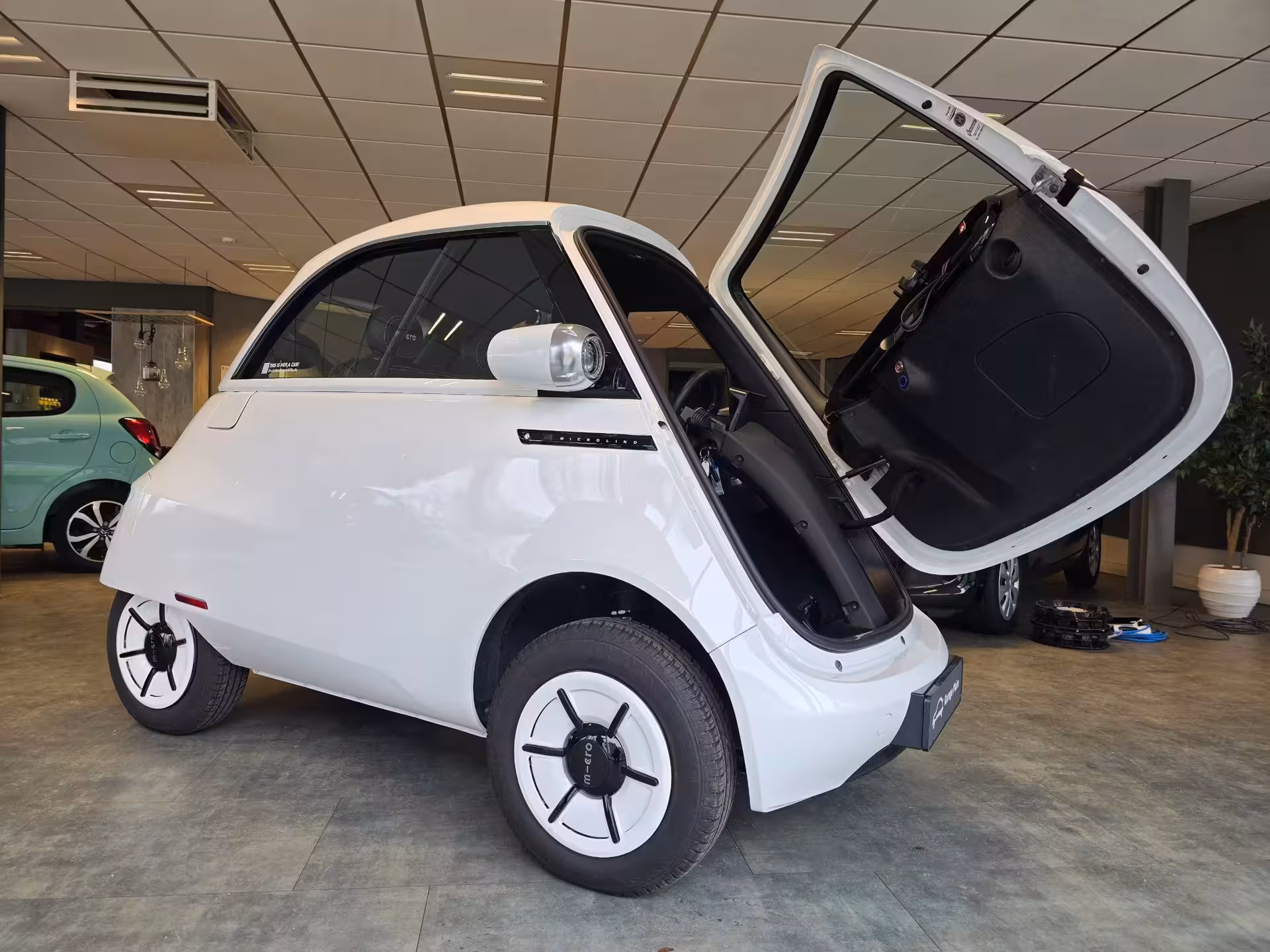 Micro Microlino Microlino Competizione 10.5 kWh L7 177 Km. 90 Km/u