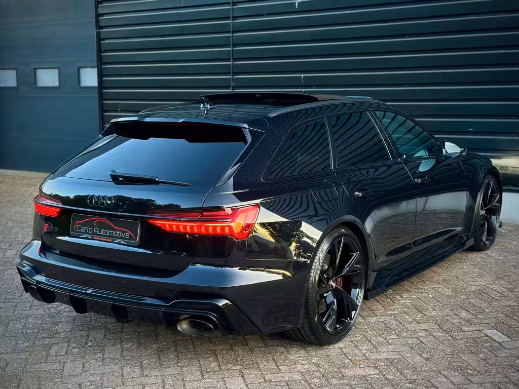 Audi RS6 Quattro DYNAMIC+