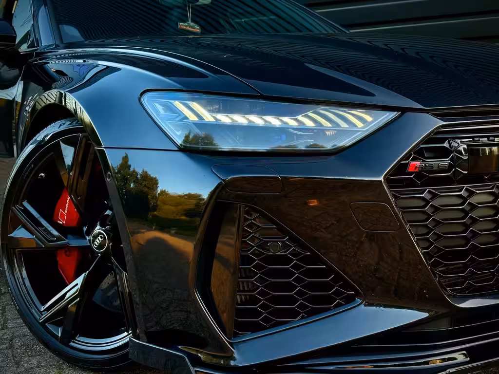 Audi RS6 Quattro DYNAMIC+