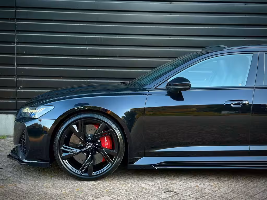 Audi RS6 Quattro DYNAMIC+