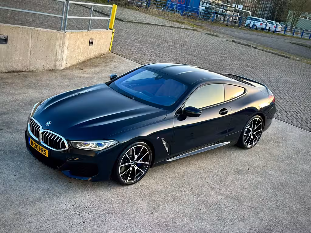 BMW 8 Serie 840i M-Sport *INDIVIDUAL* CarbonDak