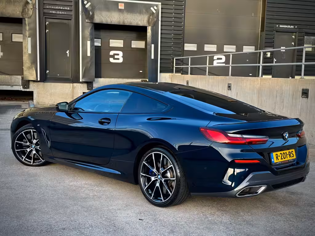 BMW 8 Serie 840i M-Sport *INDIVIDUAL* CarbonDak