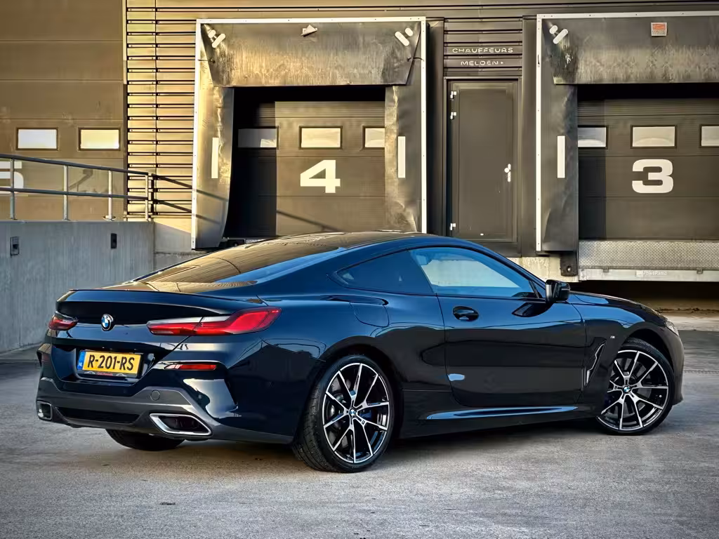 BMW 8 Serie 840i M-Sport *INDIVIDUAL* CarbonDak