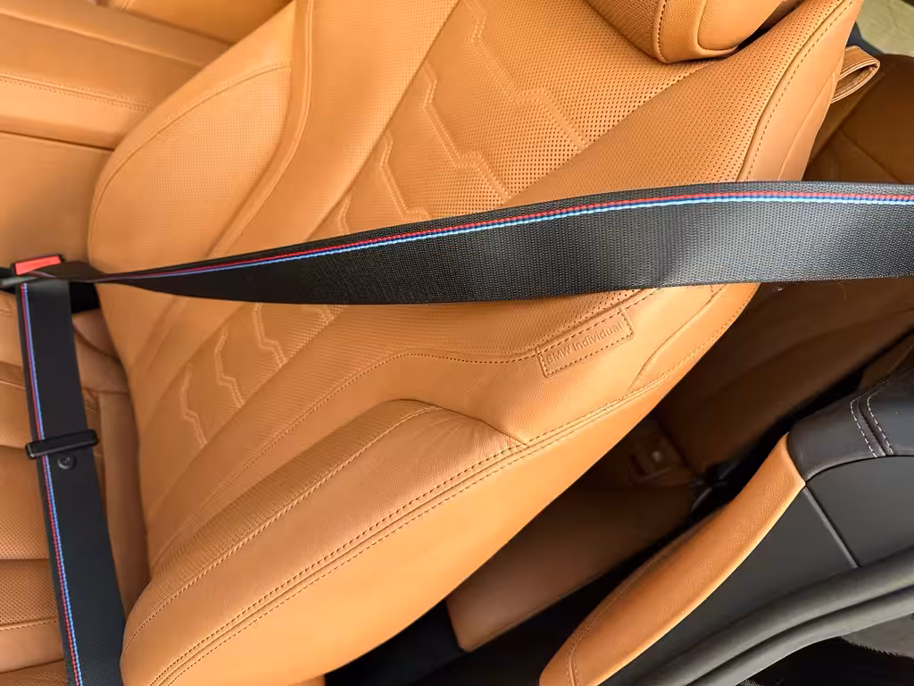 BMW 8 Serie 840i M-Sport *INDIVIDUAL* CarbonDak