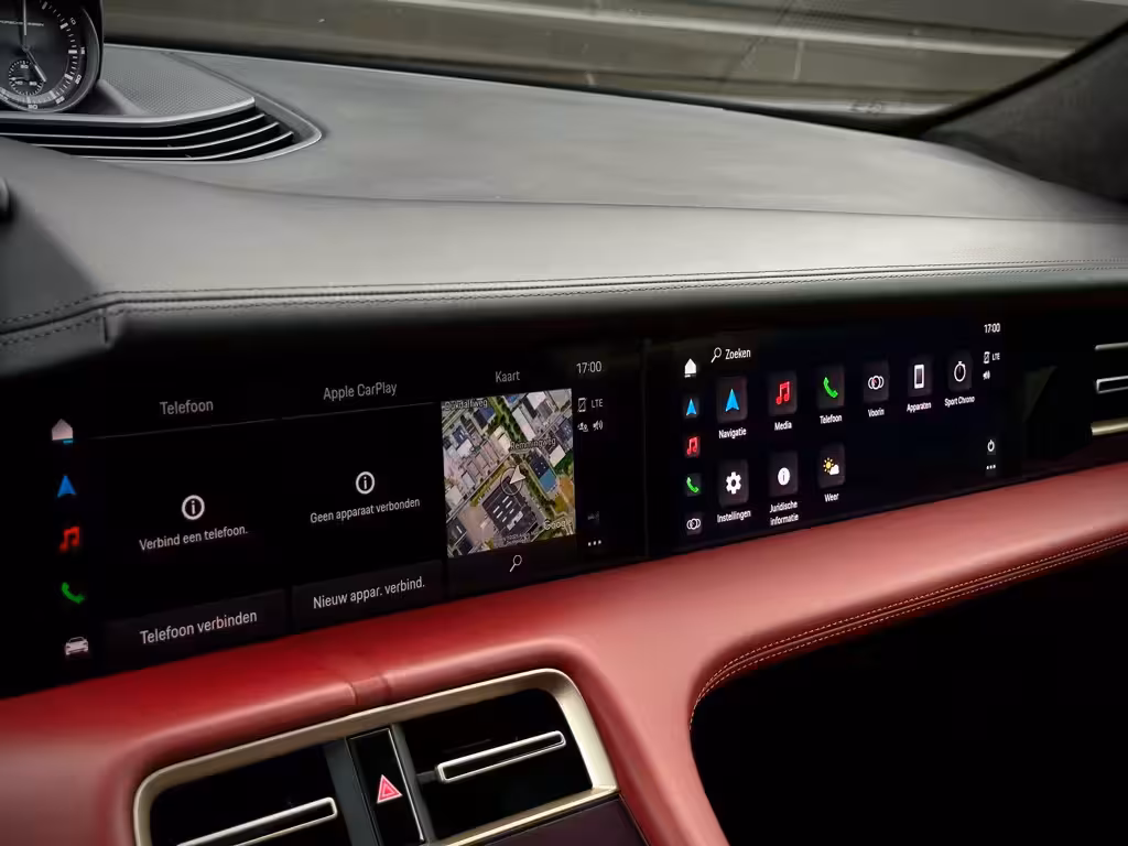 Porsche Taycan 4S Performance 84kWh PANO
