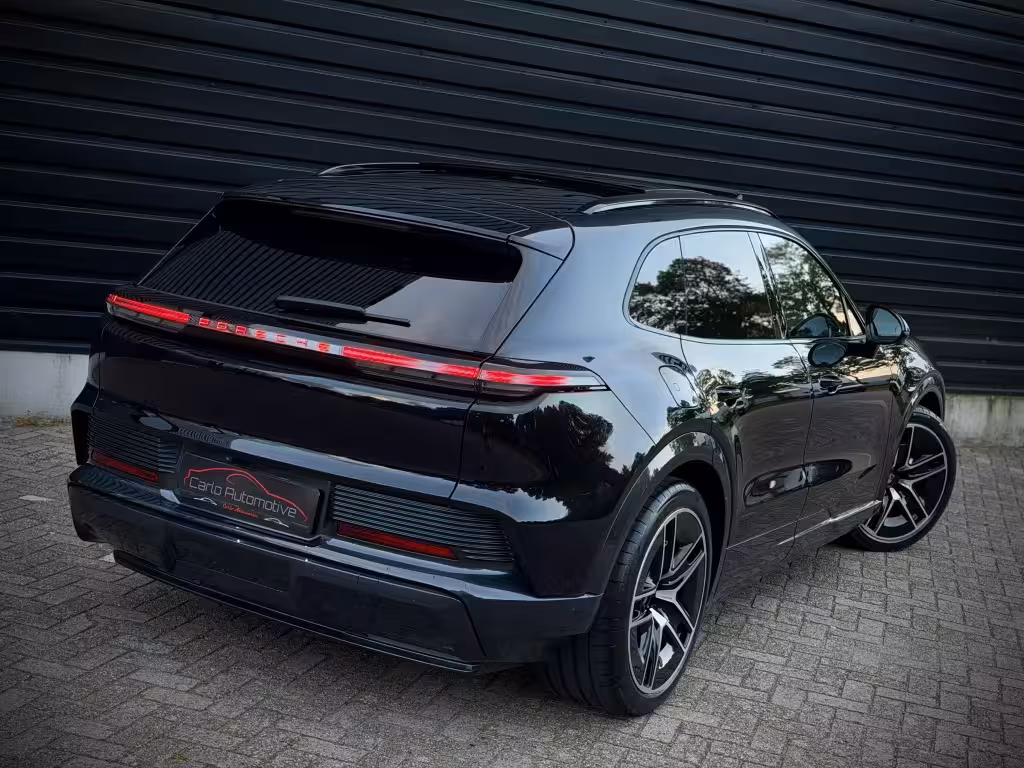 Porsche Cayenne Electric Cayenne Electric PANO|ACC|HUD|LUCHT|4WL STURING|