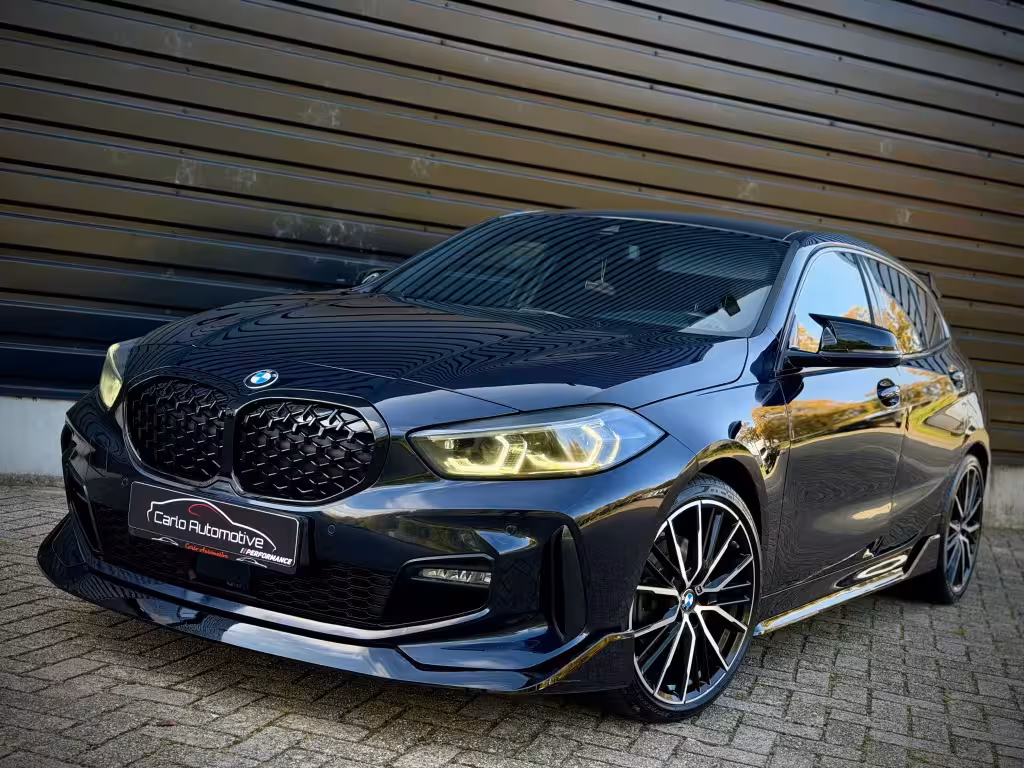 BMW 1 Serie 118i M-PERFORMANCE M135 M SCHAALSTOEL