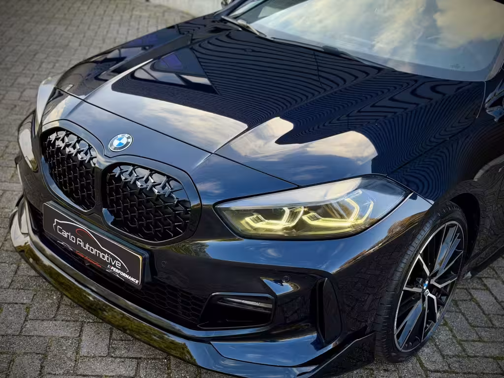 BMW 1 Serie 118i M-PERFORMANCE M135 M SCHAALSTOEL