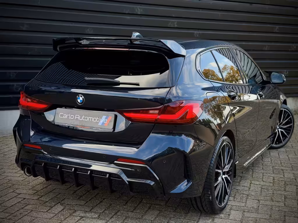 BMW 1 Serie 118i M-PERFORMANCE M135 M SCHAALSTOEL