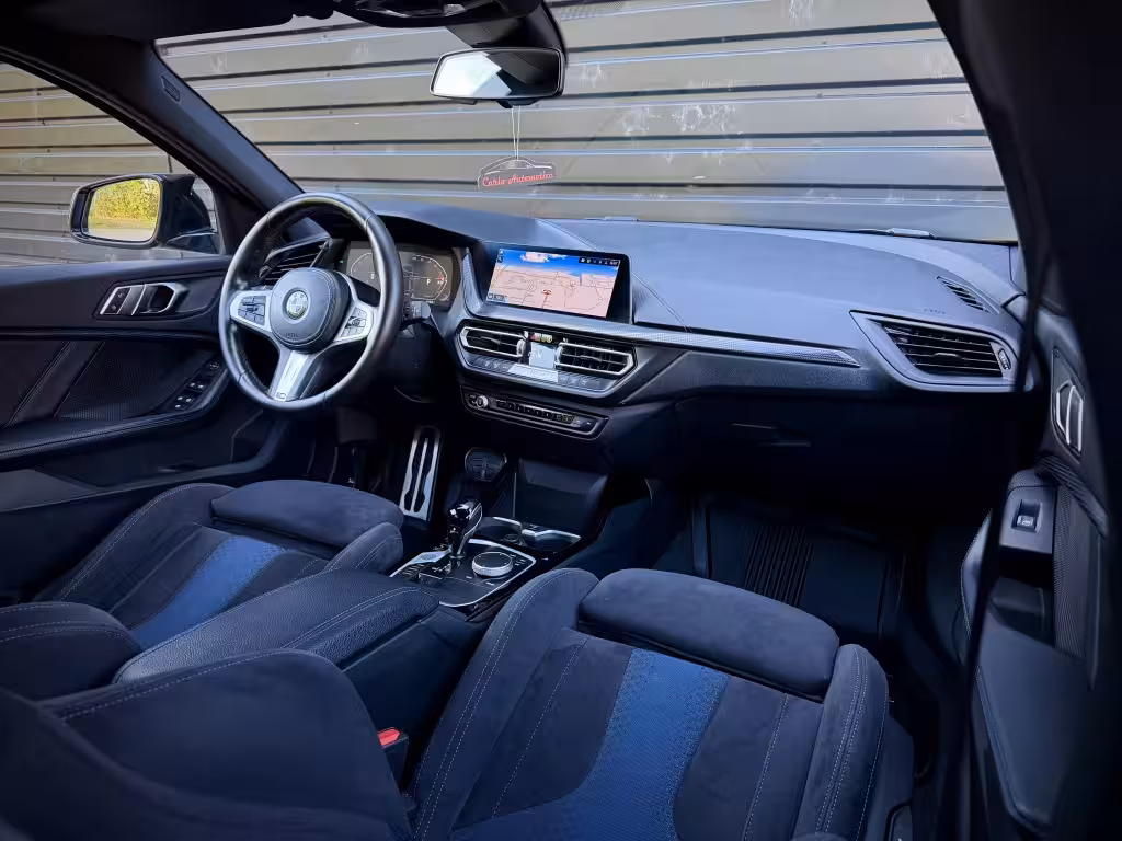 BMW 1 Serie 118i M-PERFORMANCE M135 M SCHAALSTOEL
