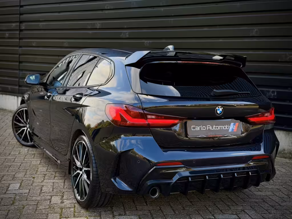BMW 1 Serie 118i M-PERFORMANCE M135 M SCHAALSTOEL