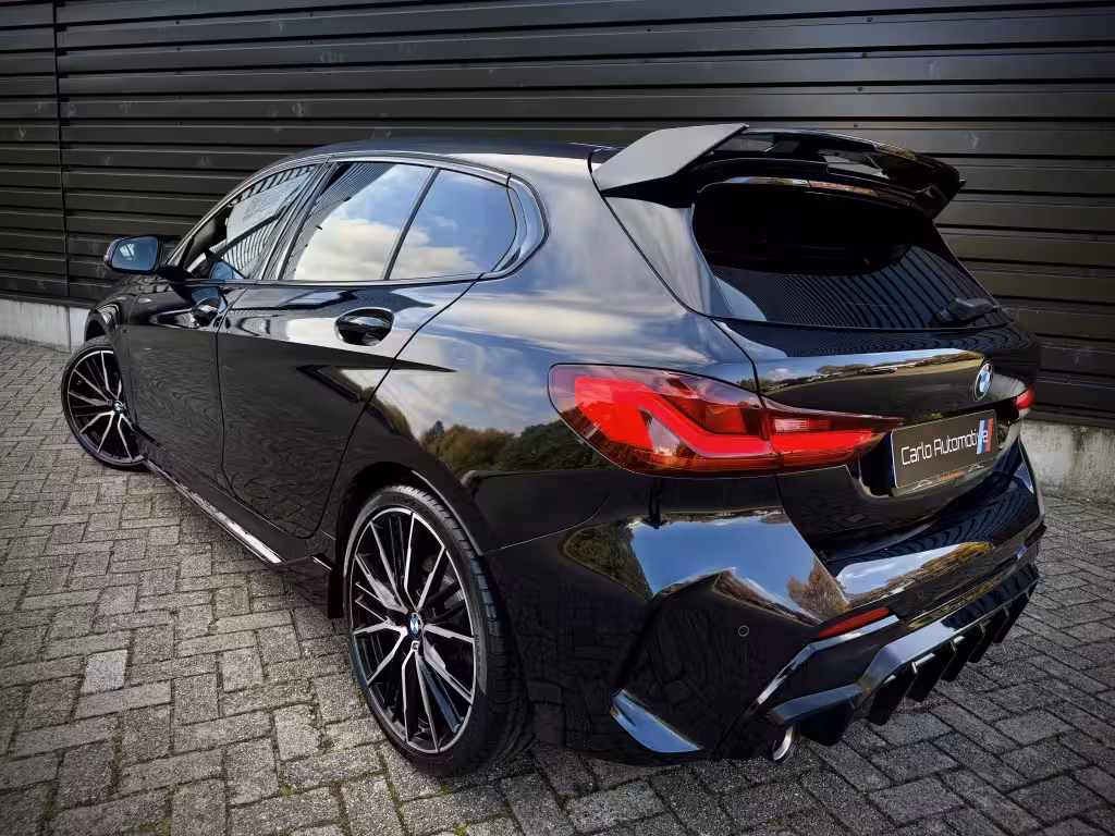 BMW 1 Serie 118i M-PERFORMANCE M135 M SCHAALSTOEL