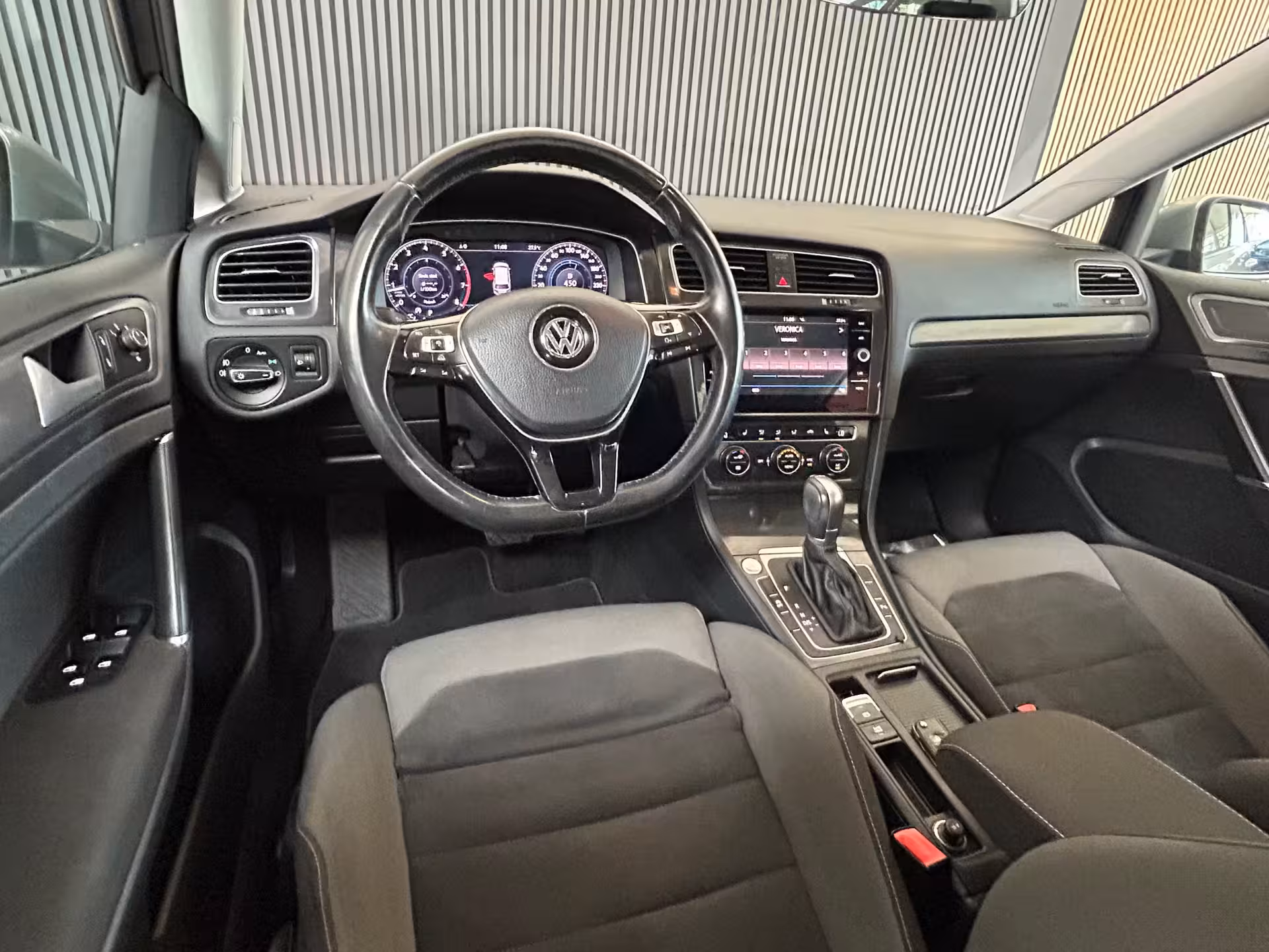 Volkswagen Golf Variant 1.4 TSI Highline DSG|ACC|VIRTUALDASH|TREKHAAK|STOELVERWARMING|APPLECARPLAY|