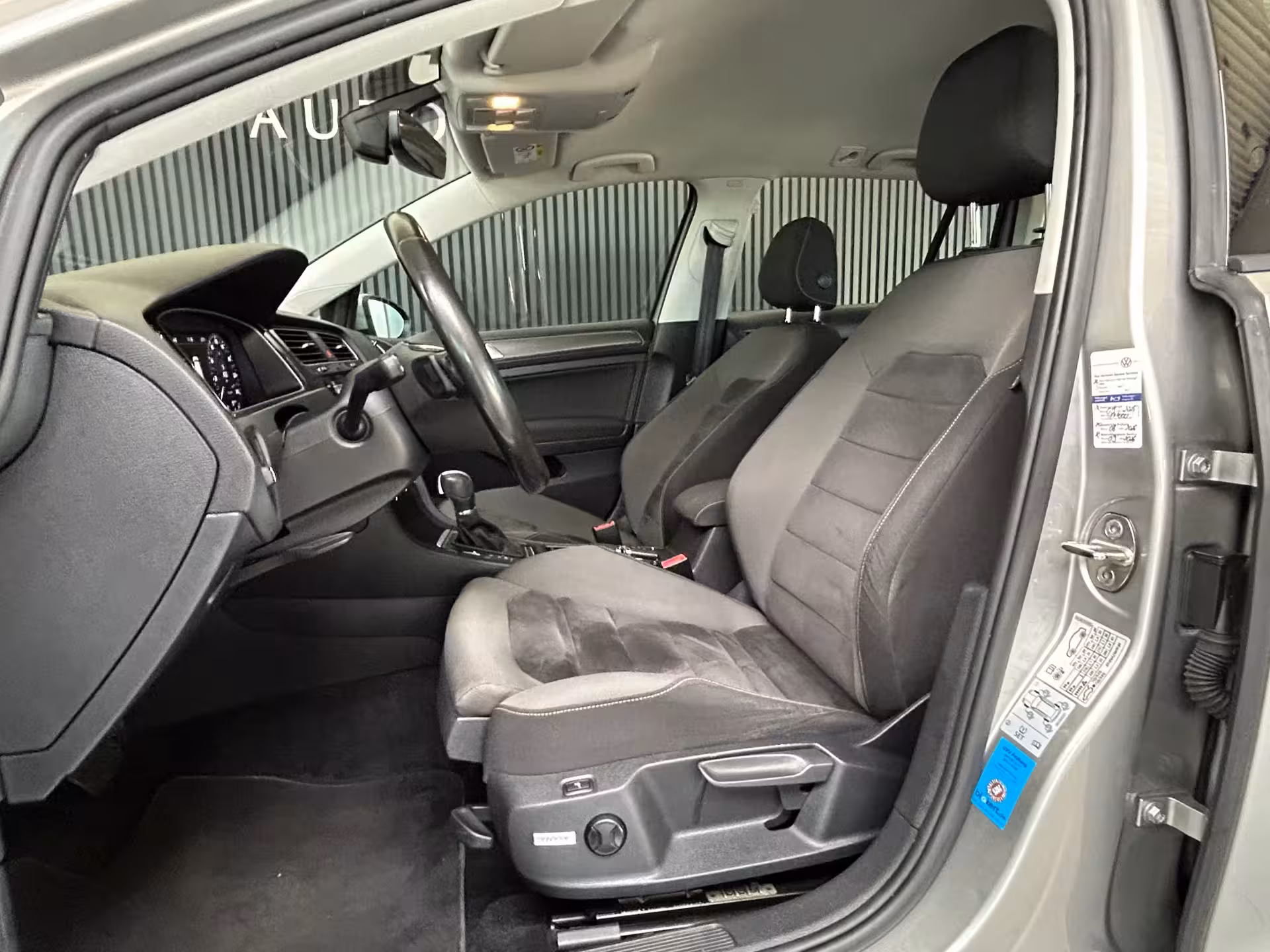 Volkswagen Golf Variant 1.4 TSI Highline DSG|ACC|VIRTUALDASH|TREKHAAK|STOELVERWARMING|APPLECARPLAY|