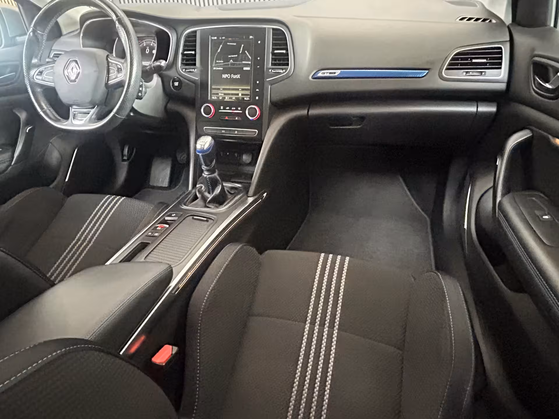 Renault Mégane Estate 1.2 TCe GT-Line CRUISE|SFEERVERLICHTING|PDC|17" LM-VELGEN