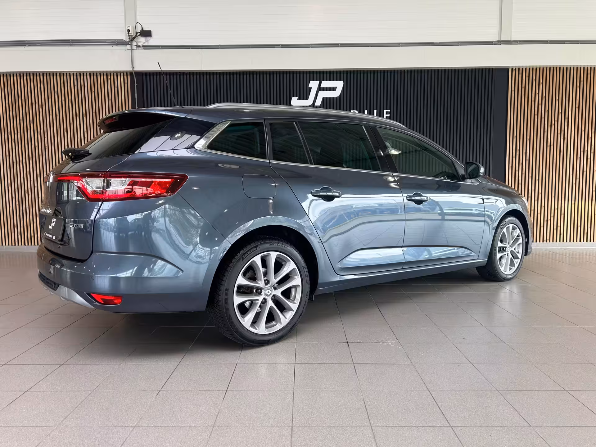 Renault Mégane Estate 1.2 TCe GT-Line CRUISE|SFEERVERLICHTING|PDC|17" LM-VELGEN