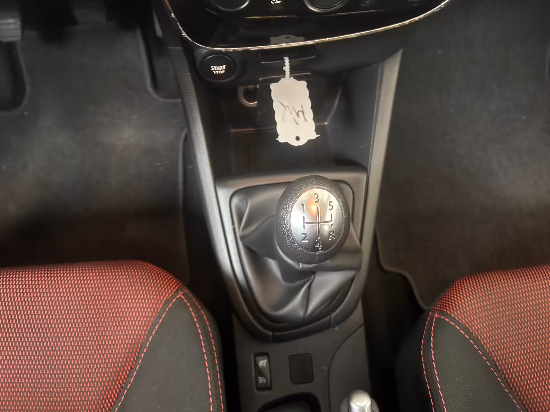 Renault Clio 1.2 Authentique | Cruise Control | Airco | Navi | Bluetooth | DAB