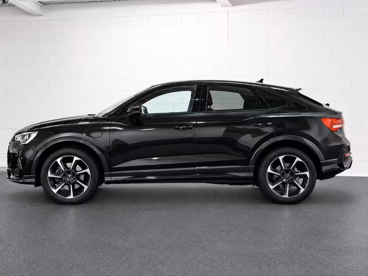 Audi Q3 Sportback 45 TFSIe | S LINE | PANO | 360CAM | STOELVERWARMING |