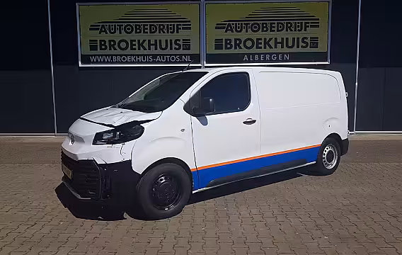 Toyota ProAce Worker 1.5 D-4D L2 Navigator