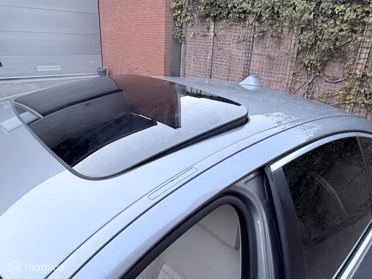 BMW 5-serie 528i High Executive NAP Automaat Clima Trekhaak