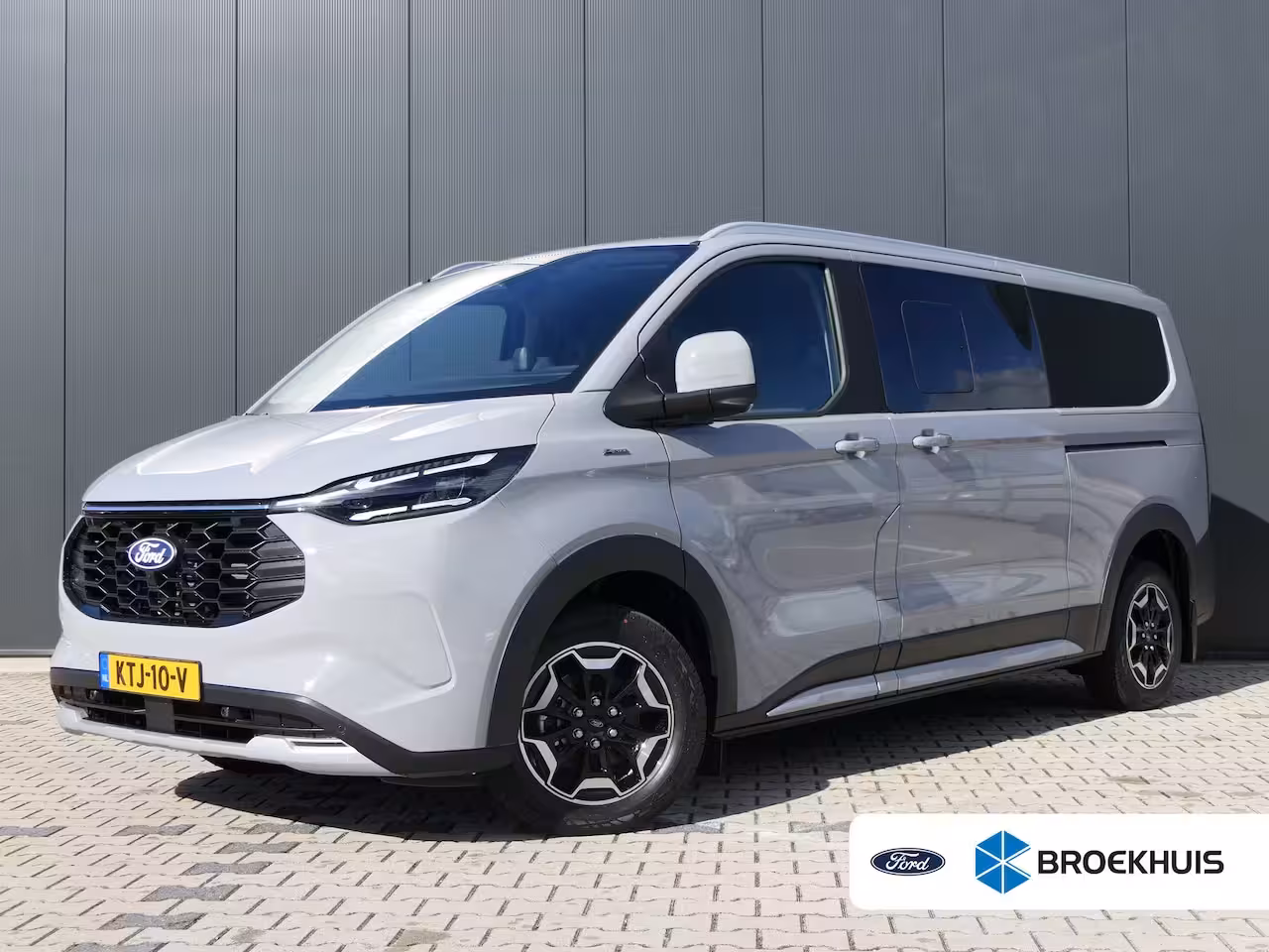 Ford Transit Custom Tourneo 340 2.5 PHEV L2H1 Active | Adaptive Cruise | BLIS | 360 Camera | Full LED | 9 Persoons | C