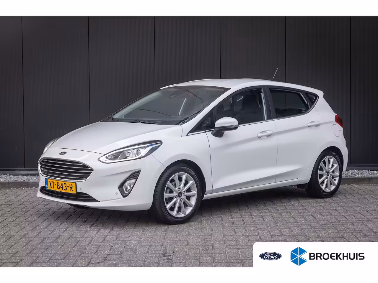 Ford Fiesta 1.0 EcoBoost Titanium | Trekhaak | Parkeer-camera | Apple carplay / Andriod auto