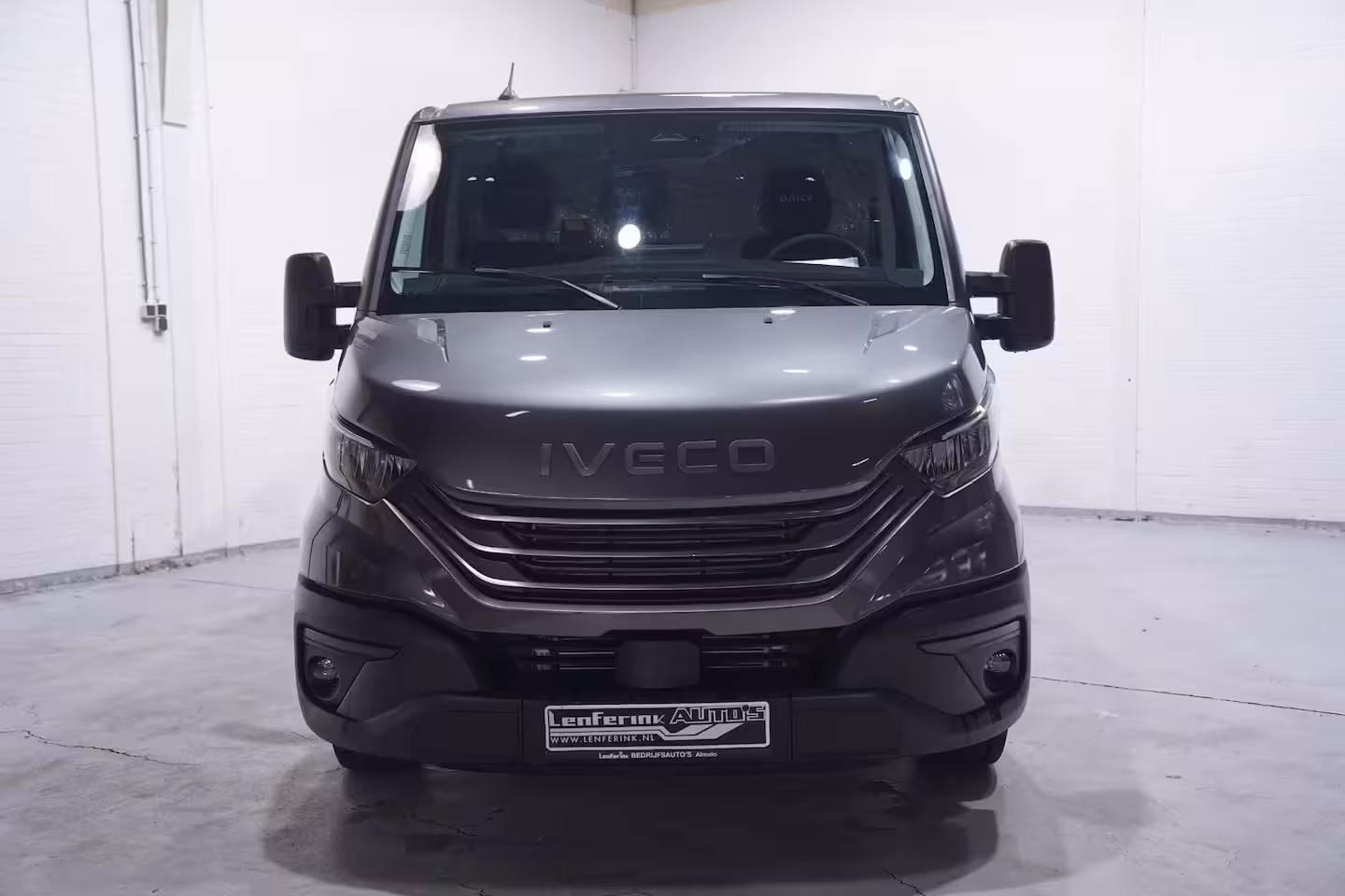 Iveco Daily 35S18 180 pk Aut. L2H1 Laag Dak Nwe Model, Nieuw Adapt. Cruise, Camera, Navi, LED Koplampe