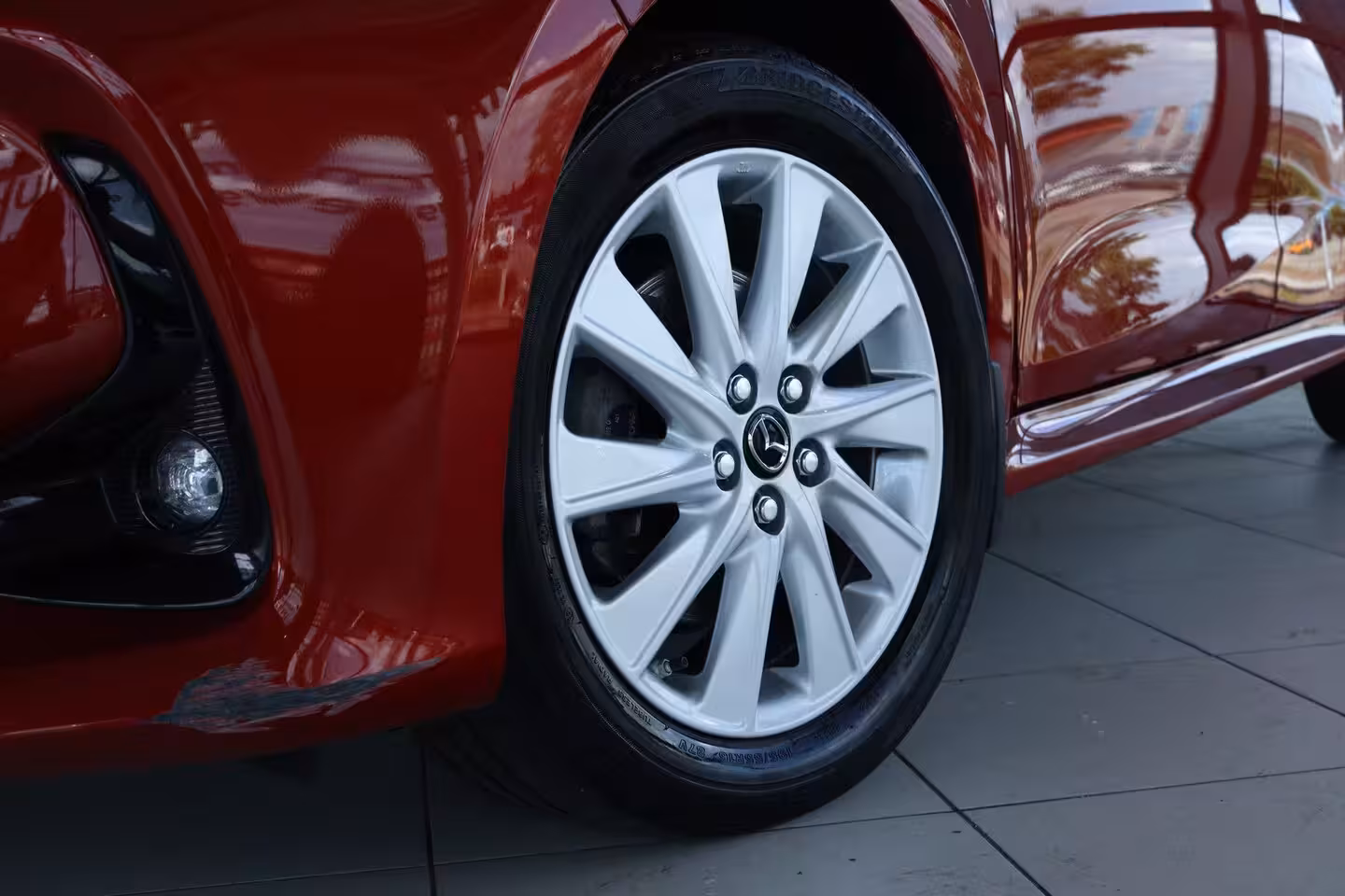 Mazda 2 Hybrid 1.5 Select | Adapt. Cruise | Stoelverwarming | Camera | Head-up | Climate | Navi | Carplay