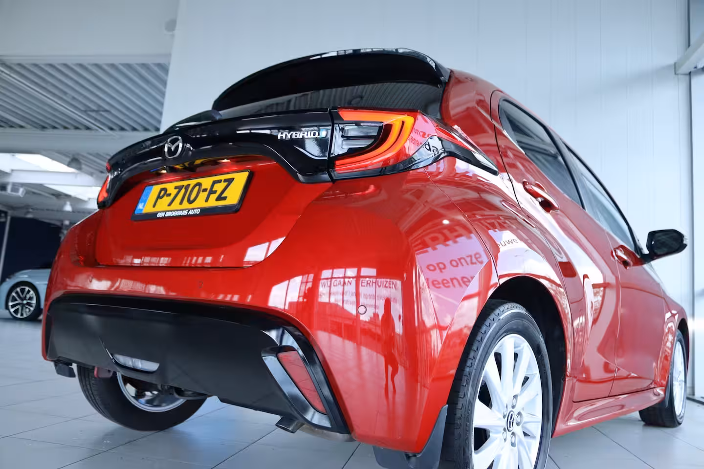 Mazda 2 Hybrid 1.5 Select | Adapt. Cruise | Stoelverwarming | Camera | Head-up | Climate | Navi | Carplay
