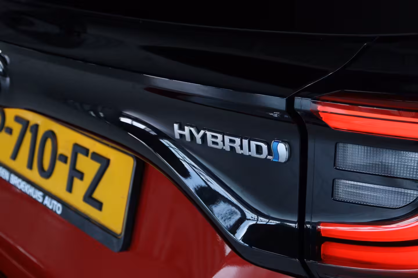 Mazda 2 Hybrid 1.5 Select | Adapt. Cruise | Stoelverwarming | Camera | Head-up | Climate | Navi | Carplay