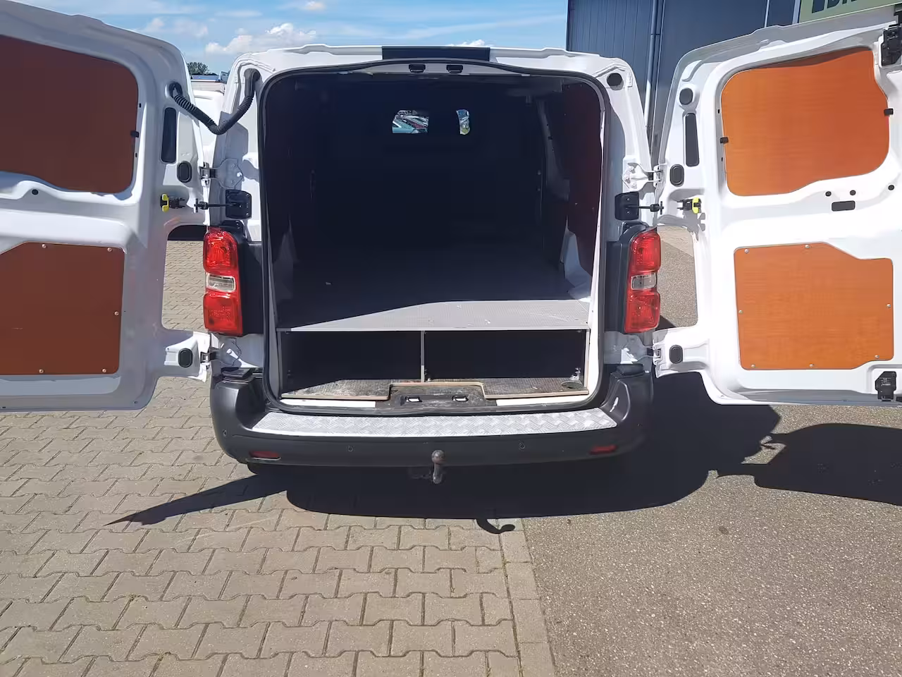 Toyota ProAce Worker 1.5 D-4D L2 Navigator